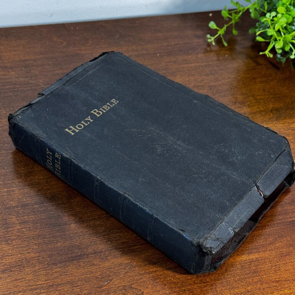 Antique 19th C Holy Bible King James Version Black Leather Bound Missing Title P